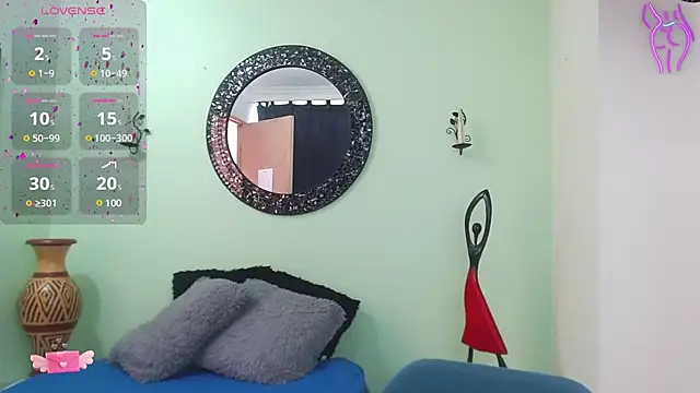 Sofia Franco  online show from 03/03/25, 07:06