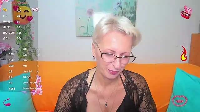 iamyourdream89 online show from 10/03/25, 10:12