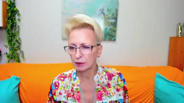 iamyourdream89 online show from 10/12/25, 01:10