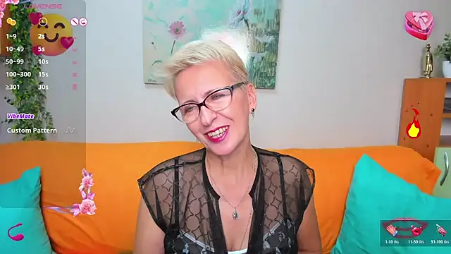 iamyourdream89 online show from 10/22/25, 10:26