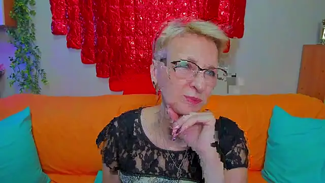 iamyourdream89 online show from 02/17/26, 04:24