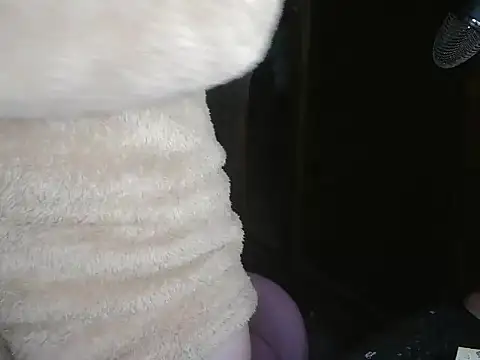 norahrosss online show from 11/20/25, 11:37