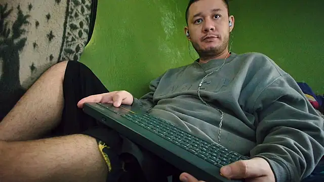 sweet cock28 online show from 02/18/25, 03:32