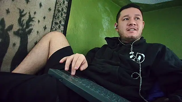 sweet cock28 online show from 03/04/25, 03:26