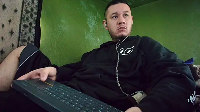 sweet cock28 online show from 03/13/25, 03:50