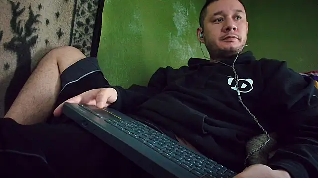 sweet cock28 online show from 03/18/25, 03:42