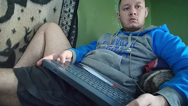 sweet cock28 online show from 09/09/25, 03:22