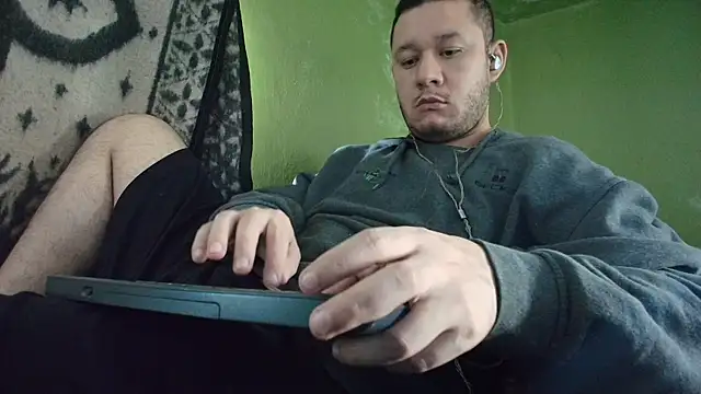 sweet cock28 online show from 10/18/25, 03:24