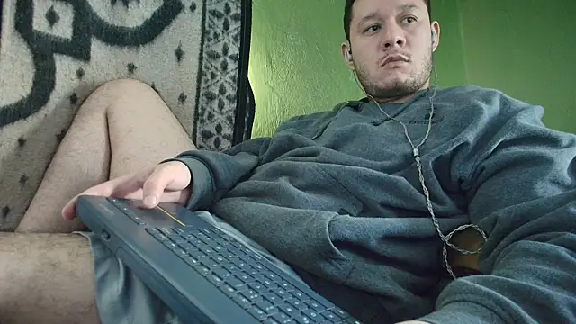 sweet cock28 online show from 11/01/25, 03:25