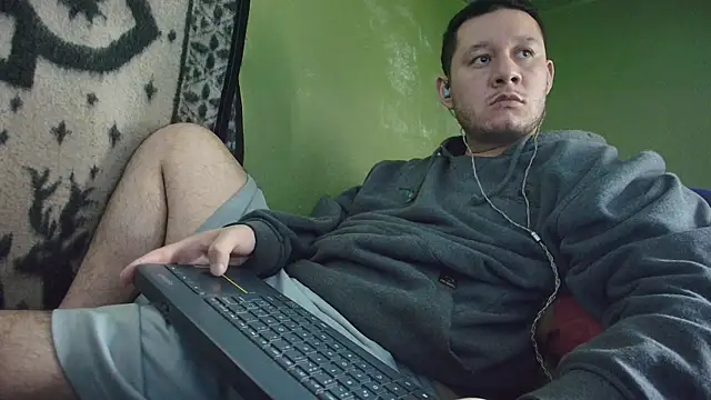 sweet cock28 online show from 11/03/25, 03:24