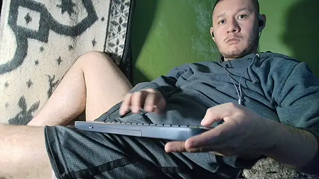 sweet cock28 online show from 12/02/25, 03:34