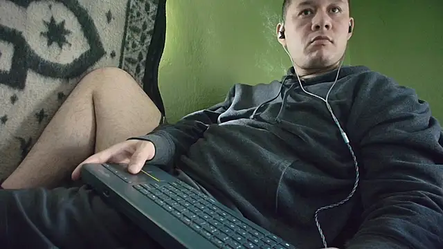 sweet cock28 online show from 01/12/26, 03:28