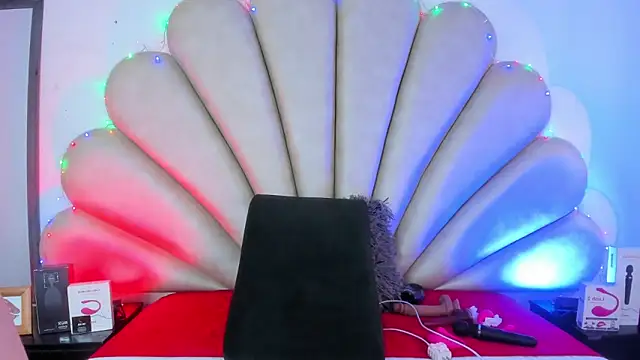 Natasha  Blue online show from 03/04/25, 08:16