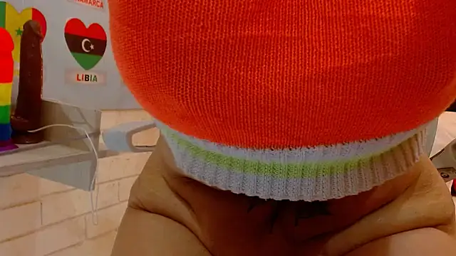 Sarah teiku online show from 03/06/25, 12:54