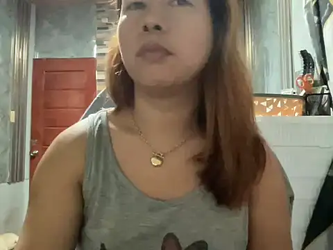 Snapshot of UrLove_Marga chatting on 04/21/26, 08:34 UrLove Marga online show from 04/21/26, 08:34