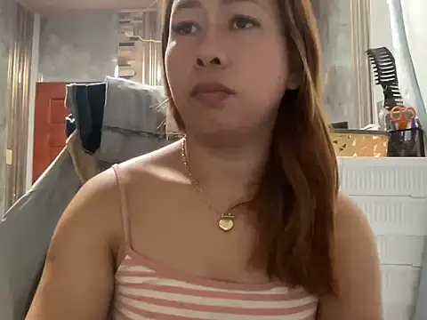 Snapshot of UrLove_Marga chatting on 06/03/26, 10:26 UrLove Marga online show from 06/03/26, 10:26