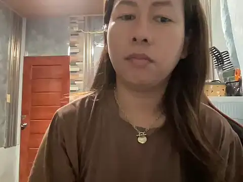 Snapshot of UrLove_Marga chatting on 06/14/26, 10:12 UrLove Marga online show from 06/14/26, 10:12