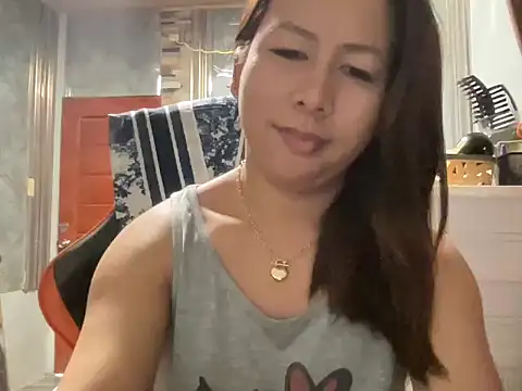 Snapshot of UrLove_Marga chatting on 06/18/26, 10:25 UrLove Marga online show from 06/18/26, 10:25