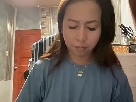 Snapshot of UrLove_Marga chatting on 06/19/26, 11:08 UrLove Marga online show from 06/19/26, 11:08