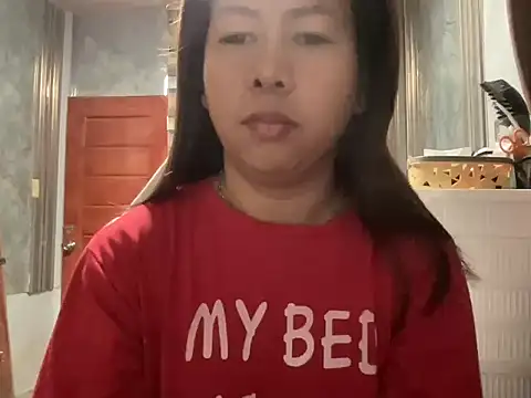Snapshot of UrLove_Marga chatting on 06/27/26, 10:37 UrLove Marga online show from 06/27/26, 10:37
