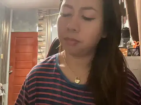 Snapshot of UrLove_Marga chatting on 07/18/26, 09:40 UrLove Marga online show from 07/18/26, 09:40