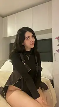 Snapshot of saori_10 chatting on 12/25/24, 05:58 saori 10 online show from 12/25/24, 05:58