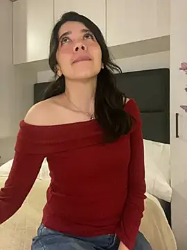 Snapshot of saori_10 chatting on 12/26/24, 07:56 saori 10 online show from 12/26/24, 07:56