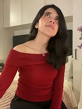 Snapshot of saori_10 chatting on 01/03/25, 11:35 saori 10 online show from 01/03/25, 11:35