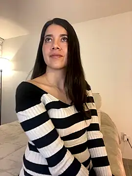 Snapshot of saori_10 chatting on 01/09/26, 05:54 saori 10 online show from 01/09/26, 05:54