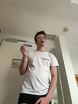 Toyjungee online show from 02/19/26, 08:54