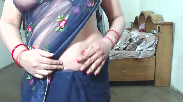 Cute Mahi22 online show from 11/08/25, 06:13