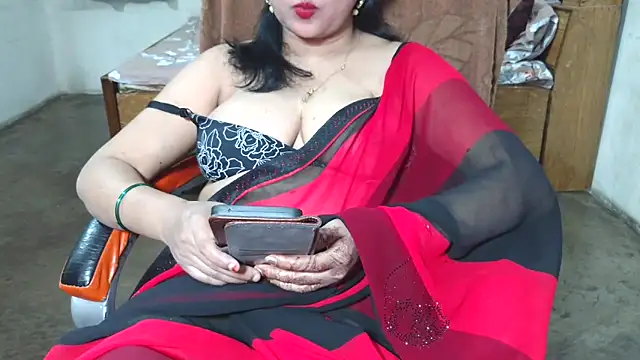 Cute Mahi22 online show from 04/10/26, 07:02