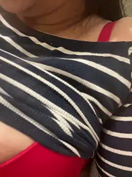 Sarahkhaalifa online show from 02/05/26, 09:52