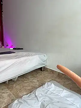 Snapshot of nicolette_sweet_ chatting on 03/11/25, 03:12 nicolette sweet online show from 03/11/25, 03:12