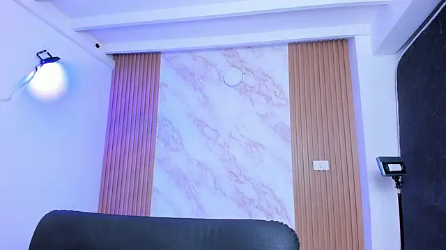 Megan blue7 online show from 03/04/25, 05:34