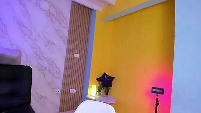 Megan blue7 online show from 10/12/25, 11:42