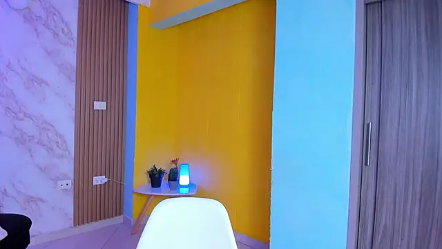 Megan blue7 online show from 11/06/25, 11:33