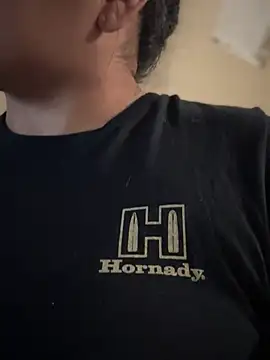 kimmiakiss22 online show from 03/12/25, 07:38