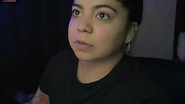 kimmiakiss22 online show from 09/29/25, 11:42