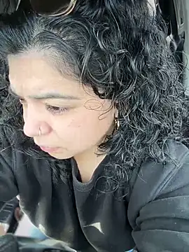 kimmiakiss22 online show from 02/09/26, 09:30