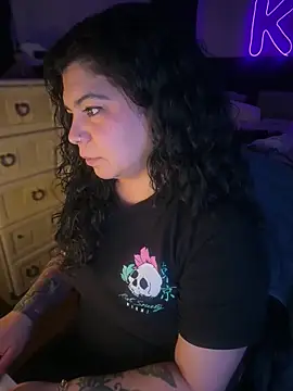 kimmiakiss22 online show from 02/13/26, 05:25