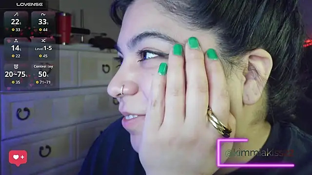 kimmiakiss22 online show from 03/02/26, 07:15