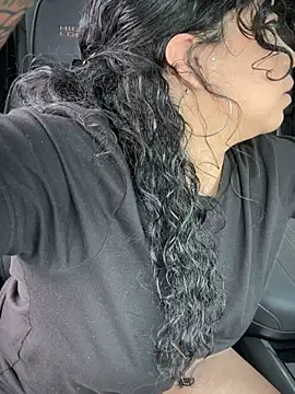 kimmiakiss22 online show from 04/15/26, 07:58