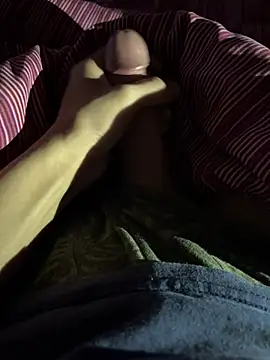 Snapshot of Nando chatting on 02/16/26, 07:48 Nando online show from 02/16/26, 07:48