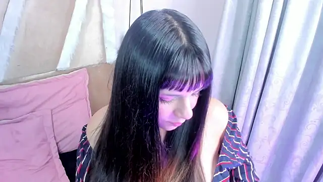 xhinata hyugax online show from 03/28/26, 12:54