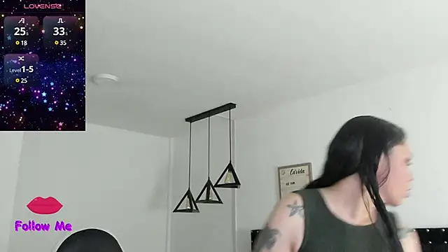 Snapshot of natasha_logan_ chatting on 02/11/25, 04:01 natasha logan online show from 02/11/25, 04:01