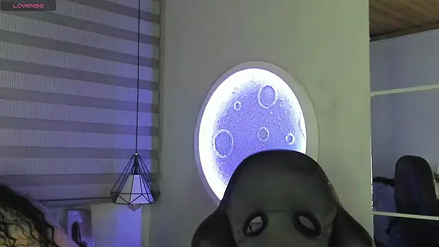 Snapshot of natasha_logan_ chatting on 10/11/25, 04:12 natasha logan online show from 10/11/25, 04:12