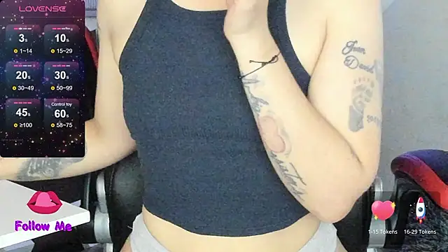 natasha logan  online show from 02/17/26, 04:09