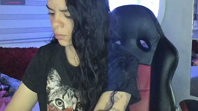 natasha logan  online show from 05/24/26, 04:06