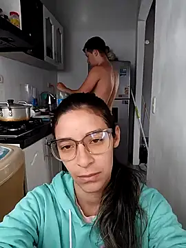 Snapshot of catire2323 chatting on 12/02/24, 07:27 catire2323 online show from 12/02/24, 07:27